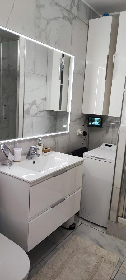 Magnifique Studio Au Coeur Du Marais Paryż Zewnętrze zdjęcie