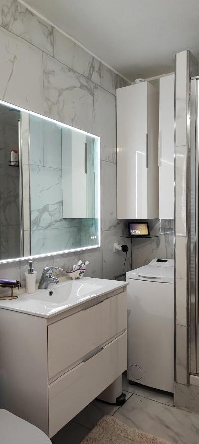 Magnifique Studio Au Coeur Du Marais Paryż Zewnętrze zdjęcie